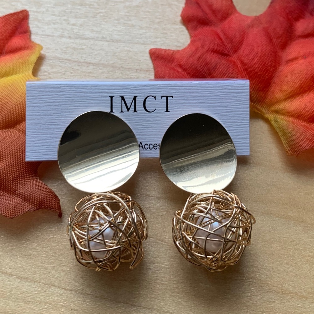 NWT golden stud earrings with pearl inside